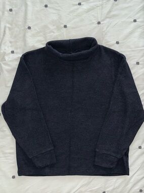 Uniqlo Soft Knitted Fleece Ribbed Long Sleeve Top
